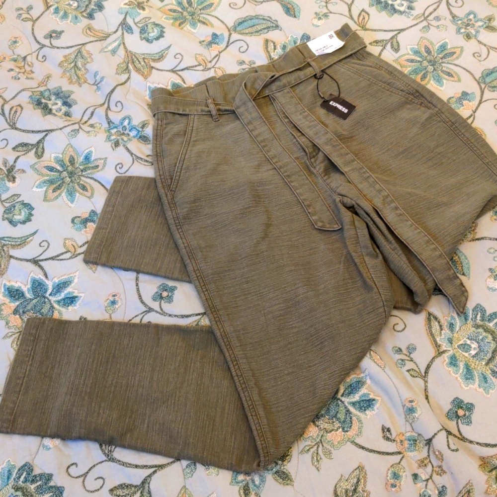 NWT Express Vintage Ankle Extreme High Rise Paper Bag Waist pants Size 8